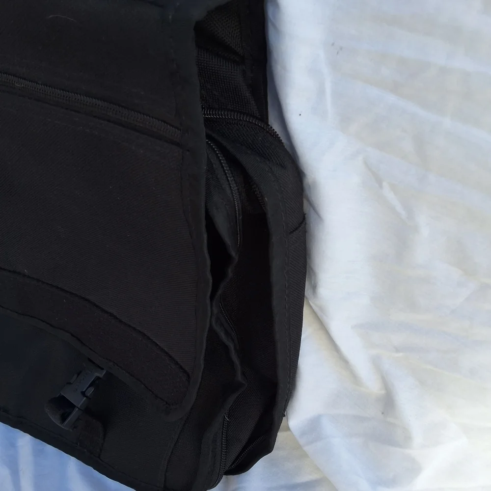 Lucas large laptop and carryall